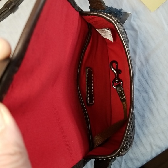 Disney Dooney and Bourke Adjustable Bag - Picture 6 of 13